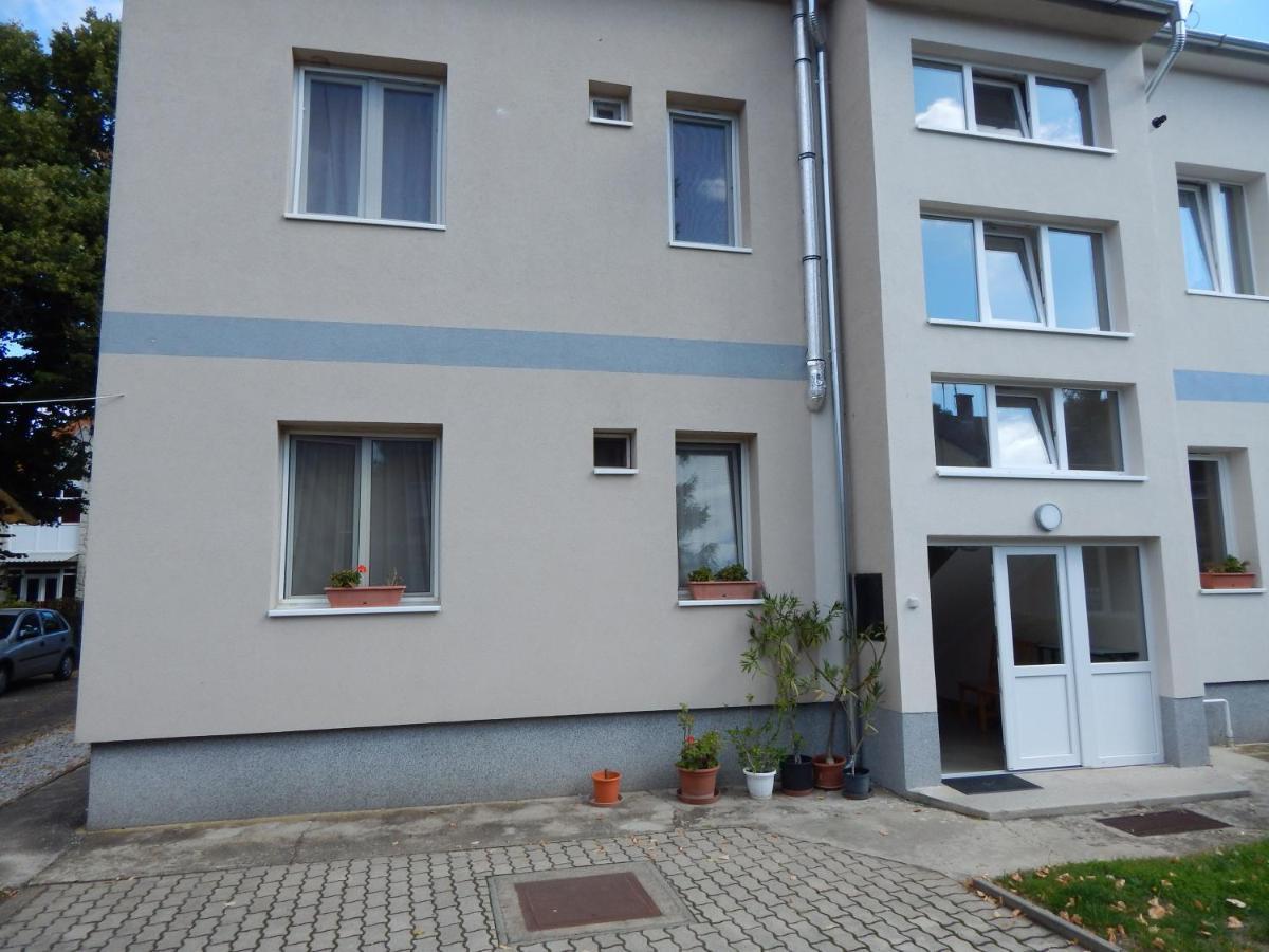 Hajdu Vendeghaz Guest house