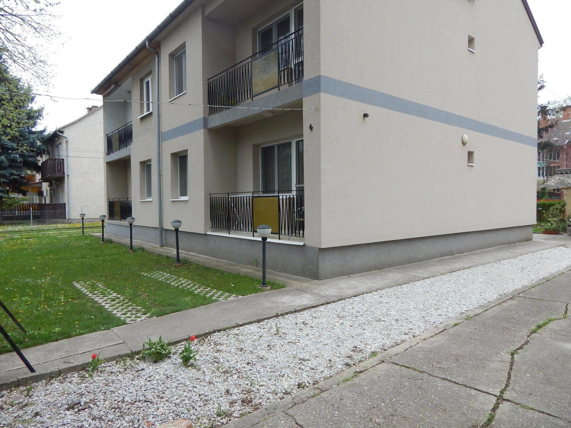 Guest house Hajdu Vendeghaz 3*